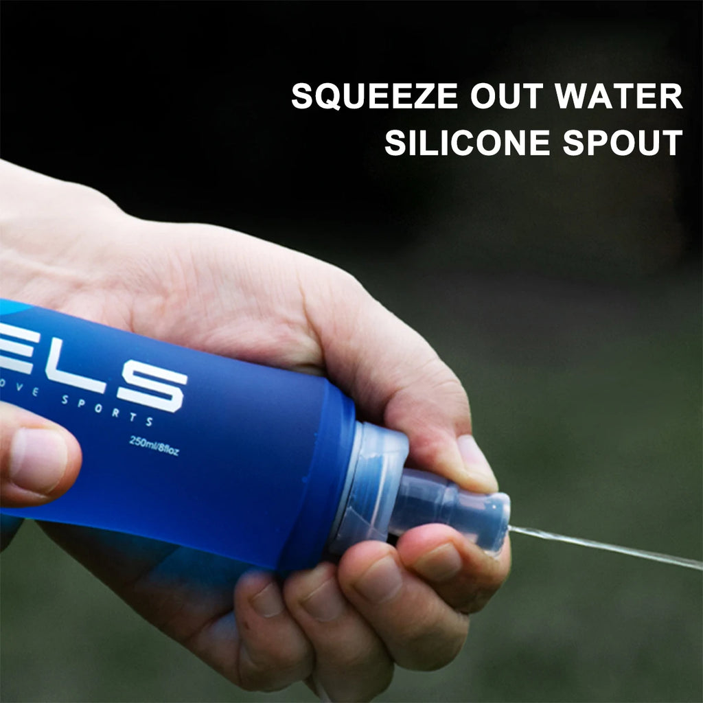 WRELS Foldable Silicone Water Bottle Outdoors Traveling Sport Running Cycling Kettle Water Bottle BPA Free 500ml With Straw