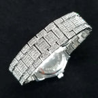 Elegant Diamond Watches Female Fashion Silver Round Stainless Steel Quartz Watch Iced Out Shiny Waterproof Clock Gift for Women