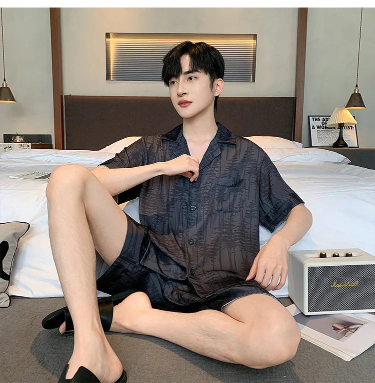 New men's summer summer thin ice silk short-sleeved shorts pajamas teenagers can wear a home service suit
