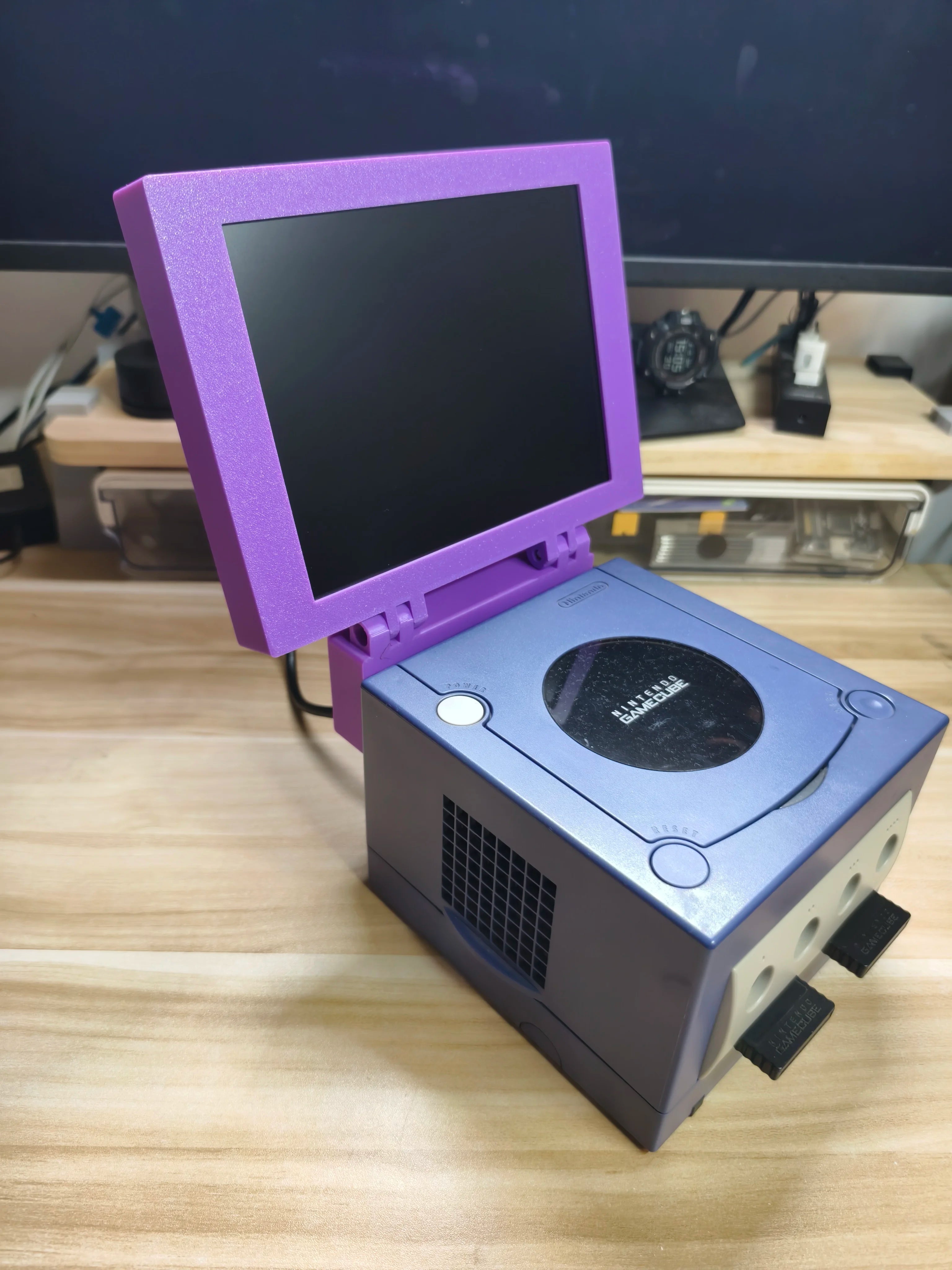 8Inch Gamecube 3D Print Retro Arcade Game Console Portable Display Mini Monitor With Stereo For Gamecube NGC NTSC Secondary image