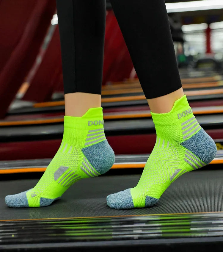 3 Pairs Marathon Socks Men Women Professional Sport Ankle Running Socks Thickened Cushioned Tube Low Cut Fitness Short Sock Mesh
