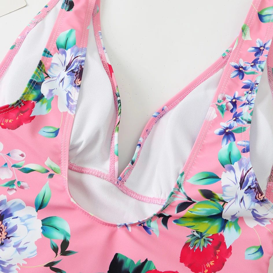 Sexy Swimwear Women`s Deep V One Piece Swimsuit 2026 New Female Bathing Suit Woman Bodysuit Swimming for Beach Wear Monokini