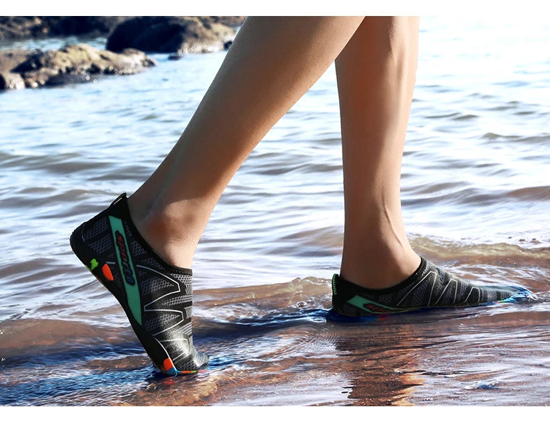 Aqua Shoes Quick Drying Beach Water Shoes Unisex Swimming Aqua Slippers Barefoot Surfing Upstream Sneakers Light Seaside Summer