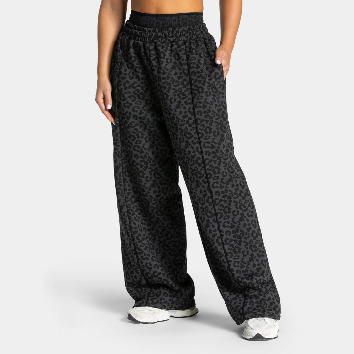 Yoga Leopard Print Jogger Pants for Women – Flexible, perfect for stretching, running, training, jogging, casual, relaxed, styli Main image