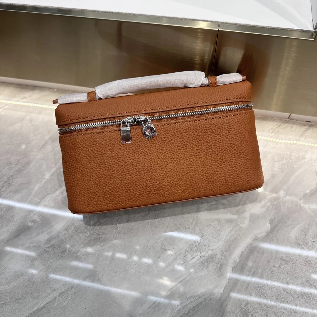 ew genuine leather LP19 mobile phone handbag for women. Exclusive to women, with a luxurious design and compact and exquisite ap
