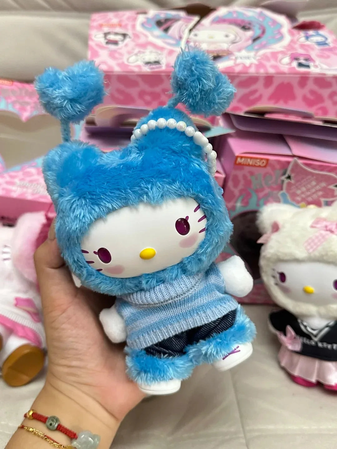 Genuine Hello-Kitty Pop Star Velvet Pendant Series Vinyl Doll Blind Box Trendy Kawaii Surprise Gift Lovely Trendy Blind Box Toys