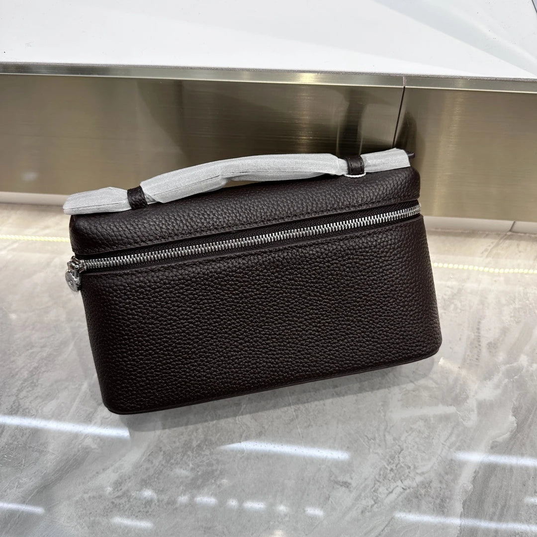 ew genuine leather LP19 mobile phone handbag for women. Exclusive to women, with a luxurious design and compact and exquisite ap