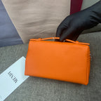 ew genuine leather LP19 mobile phone handbag for women. Exclusive to women, with a luxurious design and compact and exquisite ap